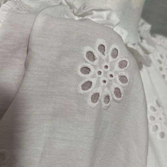 NWT Free Assembly Cotton Eyelet Flutter Sleeve-White-Sz XS - Picture 5 of 16